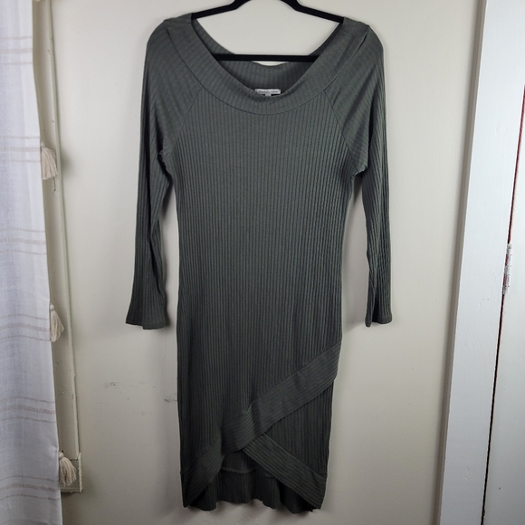 🎈Charlotte Russe Olive Green Off The Shoulder Cross Front Short Dress - Picture 1 of 7